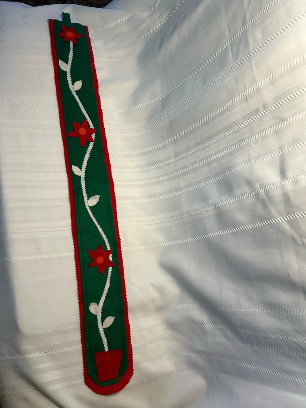 Vintage Red Green Christmas Poinsettia Window Wall Hanging Holiday Home Decor